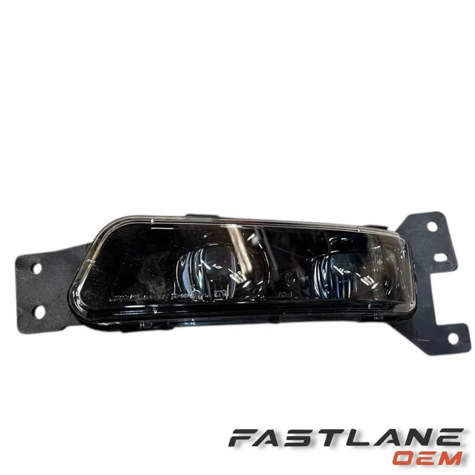 Dodge Durango 2017-2023 montaje de faros antiniebla delanteros derechos nuevo OEM 68275510AC Foto 2 de 4