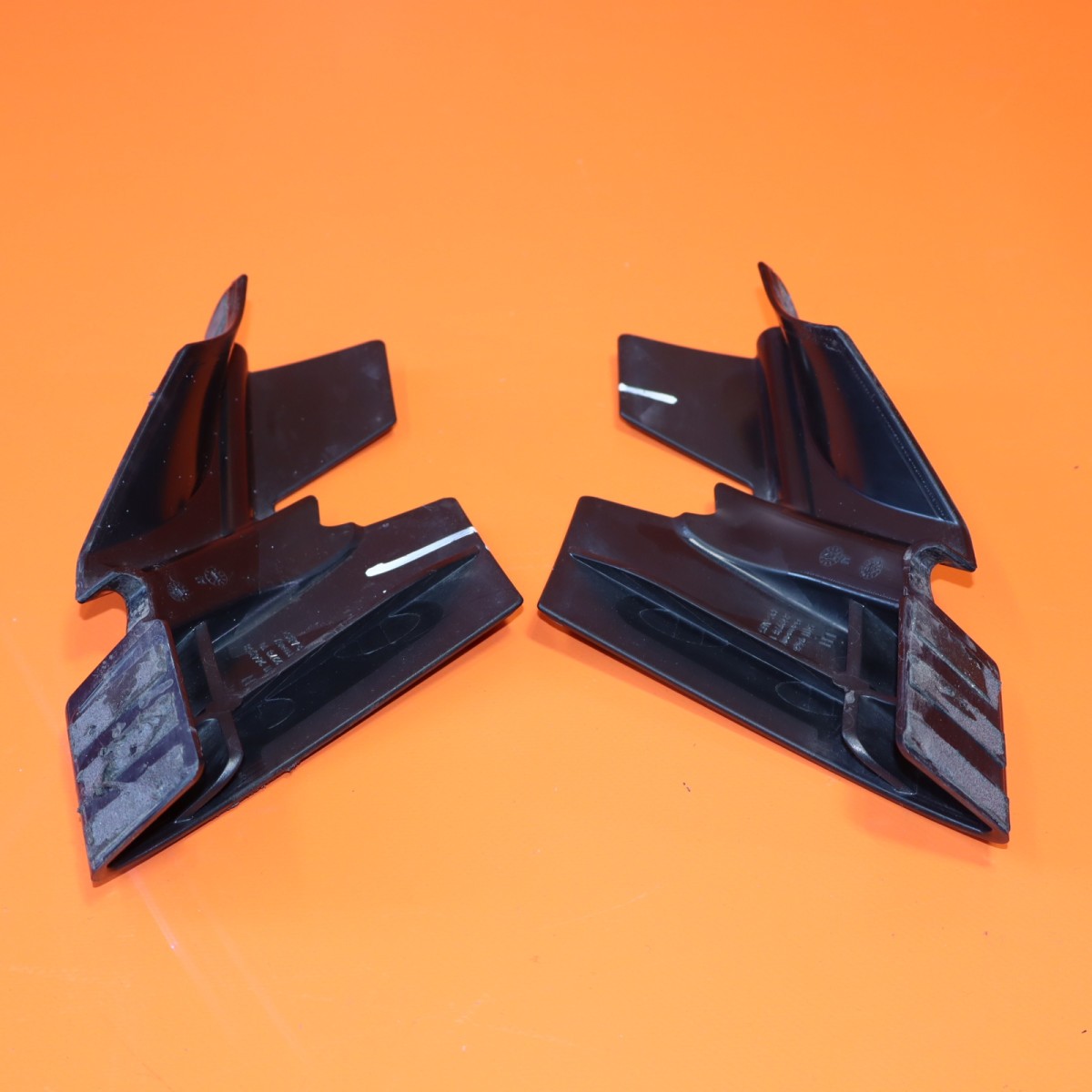 Rolls-Royce Cullinan 2019-2024 Bracket reinforcement P/N 5111946558