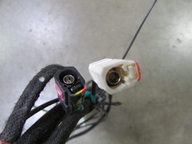 Maserati Quattroporte, Antenna Wire Harness, Used, P/N 238878