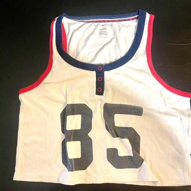 Women’s Extra Small Tommy Hilfiger Button Tank Top Number 85