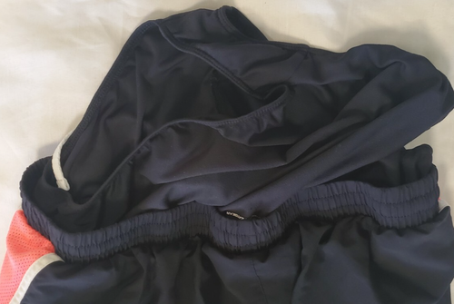 Under Armour sz S Loose Dry-Fit Shorts Heatgear athletic lined women's Black - Picture 4 of 5
