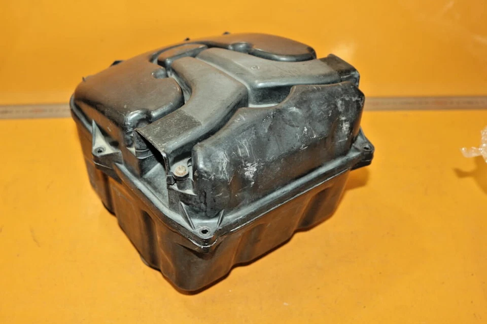 Yamaha VMAX 1200 OEM Air Cleaner Box Intake Housing Genuine Japan - Image 2 of 4