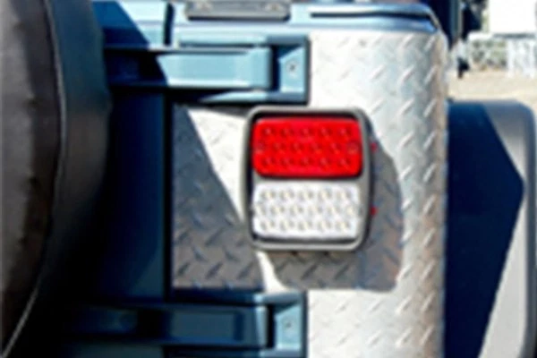 For Jeep Willys 53-58 Warrior Driver & Passenger Side Chrome/Red LED Tail Lights - Image 3 of 4