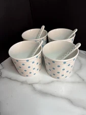 Crofton Porcelain ice Cream Bowls Set Of 4 With 4 Spoons White/ Blue Polka Dots