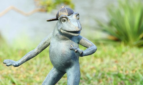 SPI Aluminum Radical Skateboarding Frog Garden Statue - Picture 2 of 3