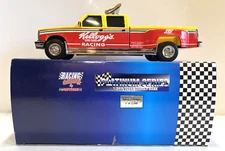 Racing Action Platinum Series Kellogg's 1:24 Scale Dually Pickup Bank New