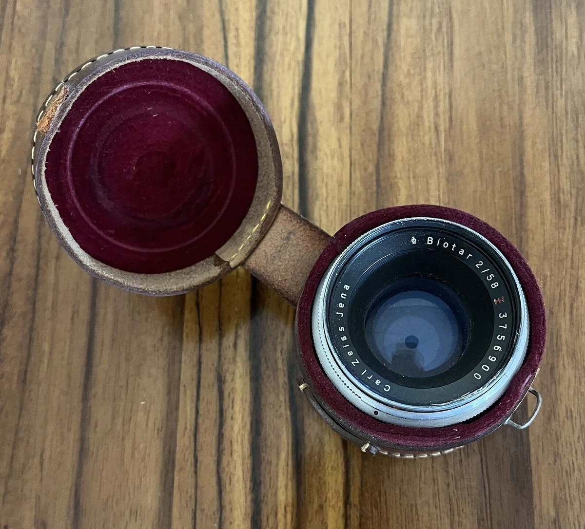 Vintage Carl Zeiss Jena - Biotar 2/58 - 3756900 Lens w/ Leather