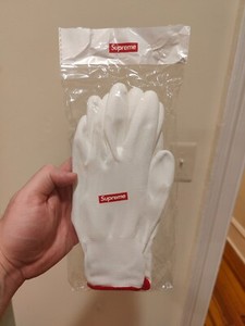 Supreme Windstopper Gloves | eBay Supreme Windstopper Gloves | eBay