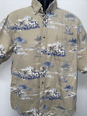 Rugged Earth Outfitters Hunting Shirt L Deer All Over Print Short Sleeve Button