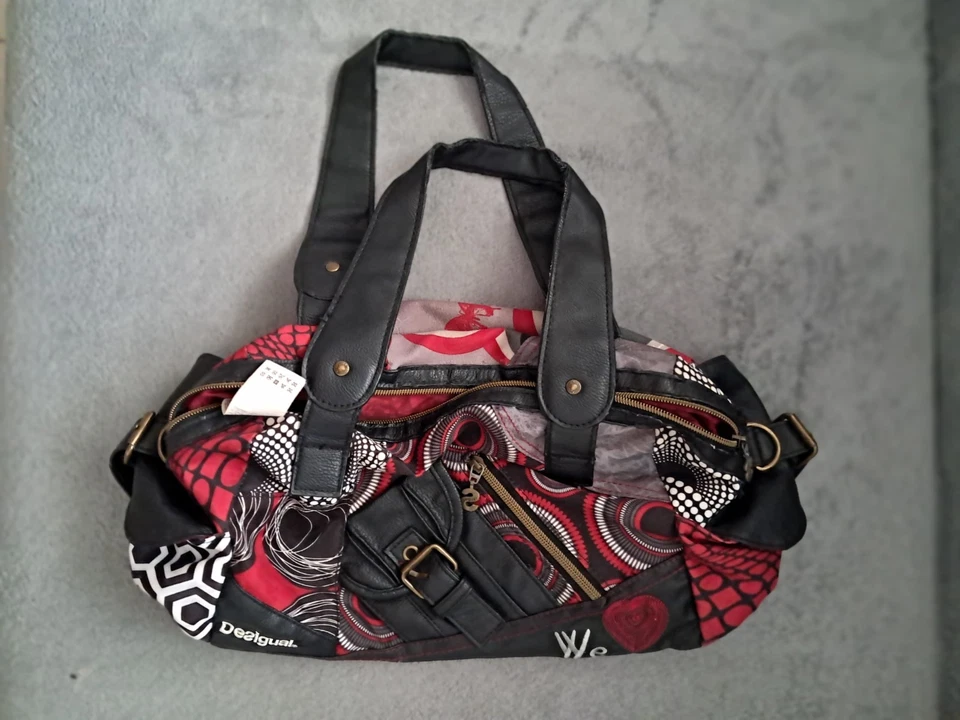 Bolso Desiqual We love Lona Negra y Roja Arte Abstracto Artístico Boho Foto 2 de 4