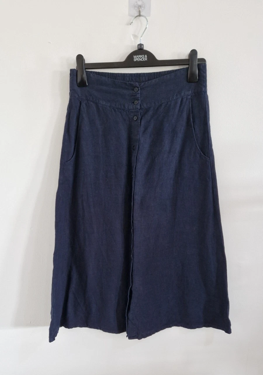 Celtic & Co navy linen skirt size 10 midi a line blue pure summer holiday flippy
Opens in a new wind