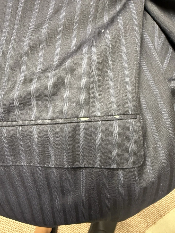 Ermenegildo Zegna Fine Worsted Super 100s Pinstripe Suit 42R Pants 36x30 - Image 4 of 4