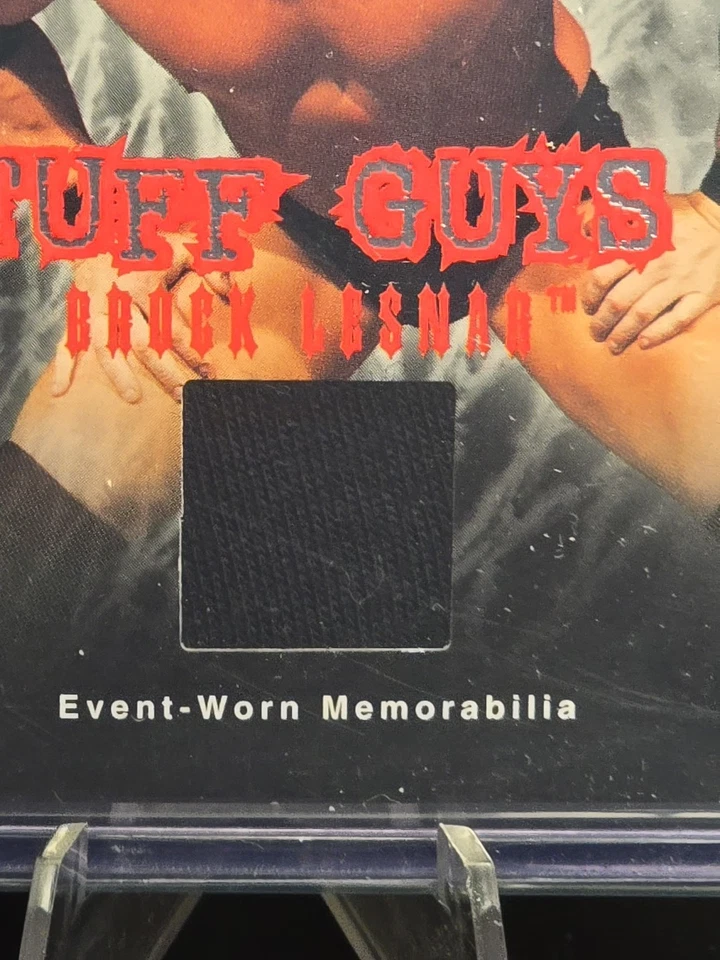 WWE Брок Леснар 2004 Fleer Chaos Tuff Guys Event Ношенная Сувенирная Реликвийная Карта - Изображение 2 из 4