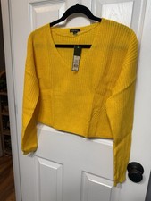 NWT Women s Wild Fable Cropped Sweater Size M Yellow