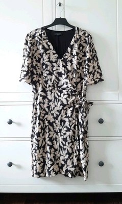 Wickelkleid Marie Lund Copenhagen Schwarz Beige Blumen Muster Damen Größe 40