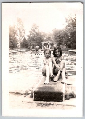 Vtg B&W Snapshot Two Girls Sitting On Diving Board Swimming Pool 1940s