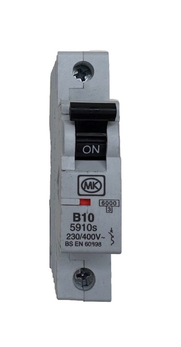 695700_5