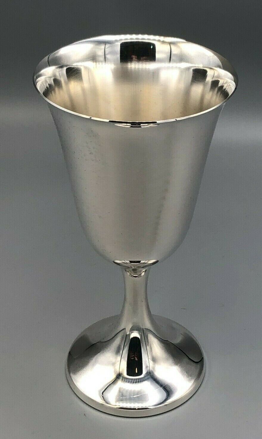 Lunt #031 Water Goblet, Sterling Silver, Excellent Condition