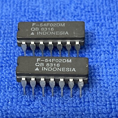 FAIRCHILD ~ 54F02DMQB ~ Quad 2-Input NOR, F-TTL, 14 Pin, Ceramic Dip 2 PCS