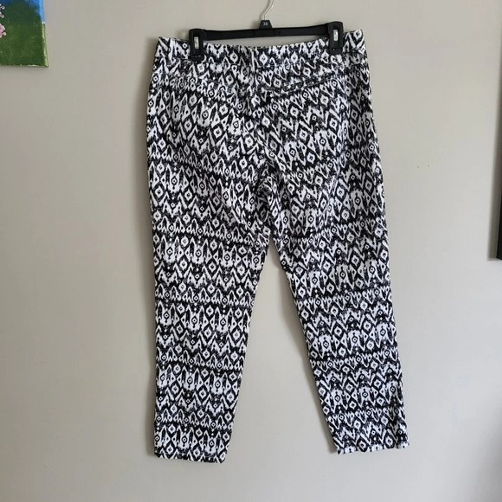 lole jolie straight leg abstract design pants
