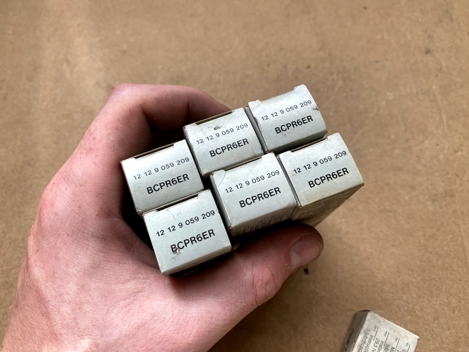 Bujías originales BMW 1991-1997 de fábrica OEM (7 piezas) - 12129064619 Foto 4 de 4