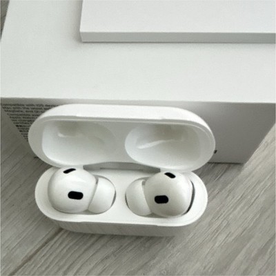 Apple AirPods Pro (2nd Gen) White Bluetooth In-Ear w/ MagSafe Case, USB-C