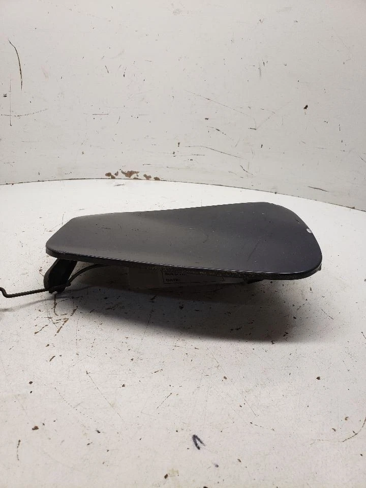 XB SCION 2006 Fuel Filler Door 1357180 - Image 2 of 4