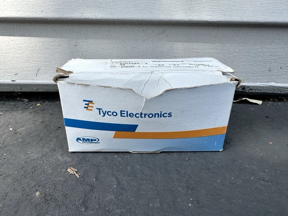 TE Tyco Electronics LightCrimp Plus Fiber Optic LC Connector Kit, OM3 -Box of 13 - Image 2 of 4