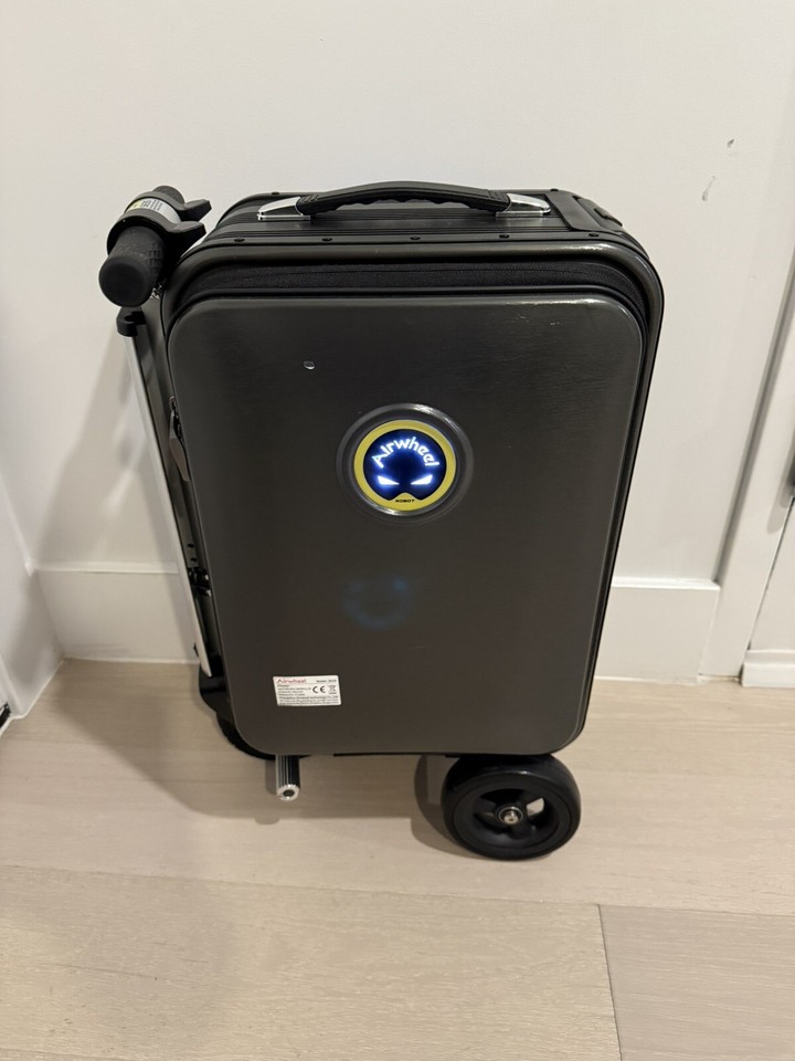Airwheel SE3S Smart Rideable Suitcase Electric Luggage Scooter Carry On