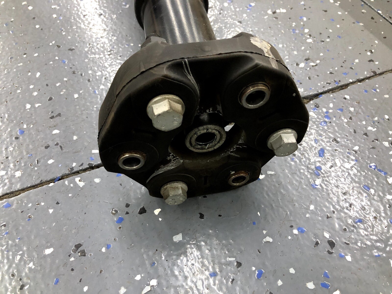 2014-2017 MASERATI Quattroporte V6 OEM Two Piece Drive Shaft Assembly 3B0