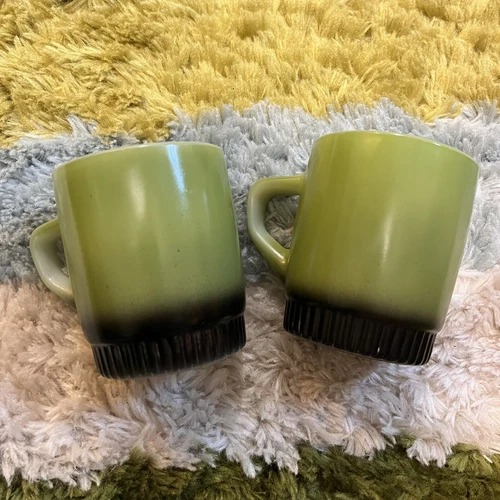 2 Vintage 70s Avocado Green Fire King Coffee Mug Cups Black Stackable Fade Ombre