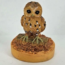 Vintage 1997 Tetley mini miniature tiny realistic owl figurine w glass eyes 2"
