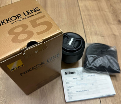 NIKON AF-S  Nikkor 85mm F/1,8 G 