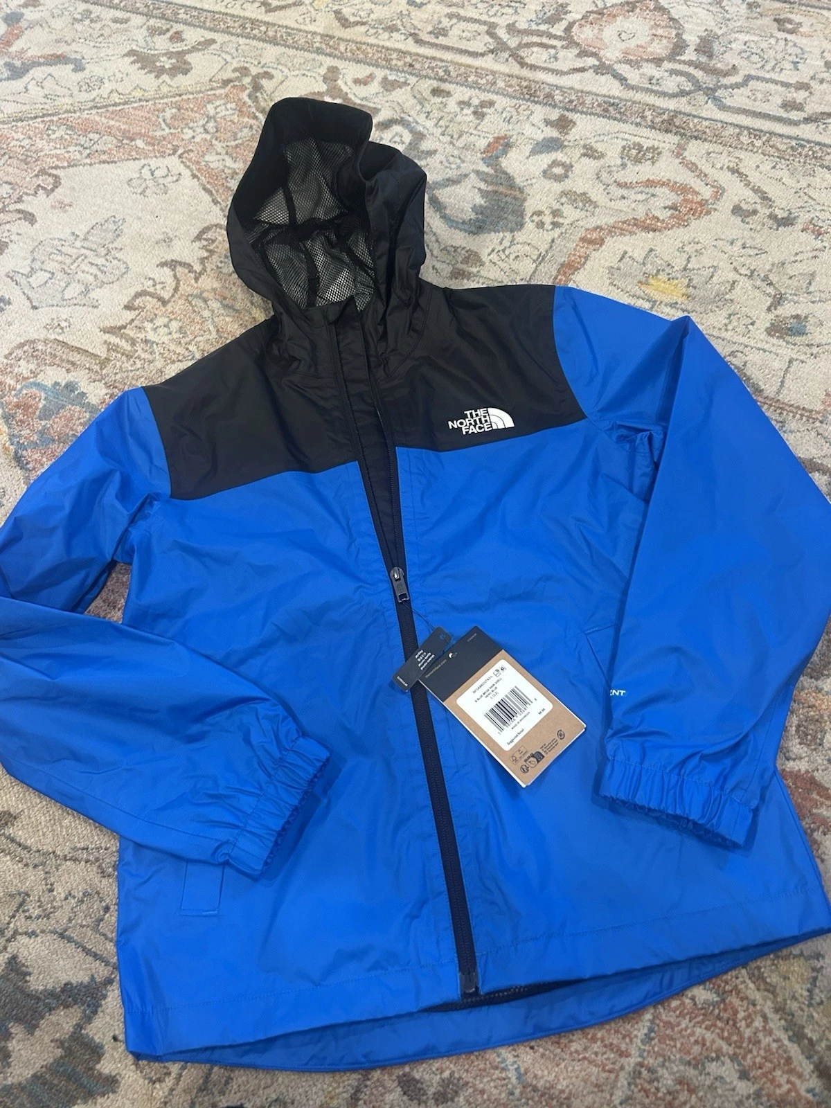 The North Face Dryvent Youth Jacket Size Large NEW WITH TAGS
Opens in a new window or tab