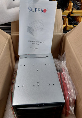 Supermicro CSE-M35T 3x 5.25'' -  5x 3.5  SATA HDD hotswap mobile rack w/ trays