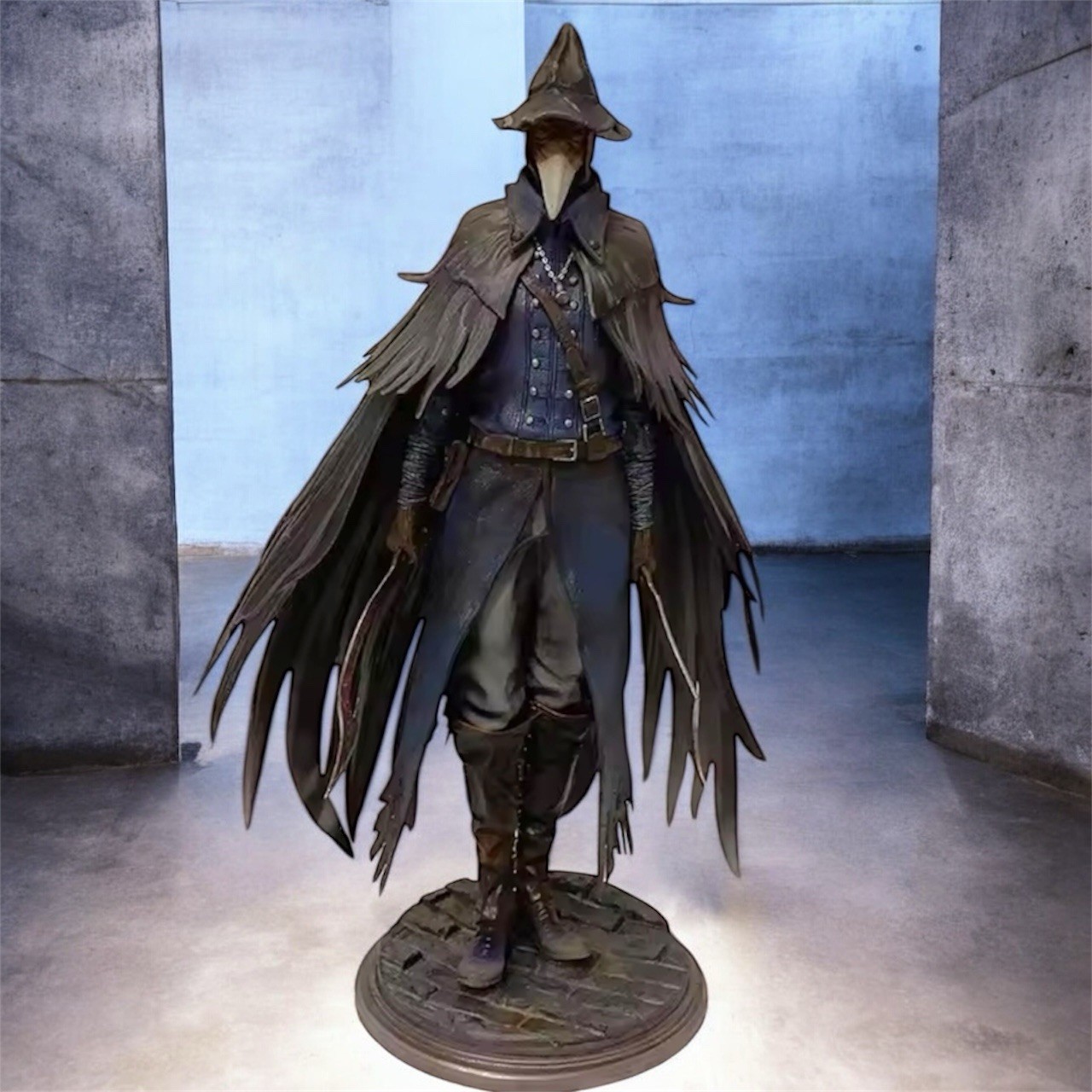 Figurine Hunter Bloodborne 30 cm – Statue de Chasseur avec cape déchirée en PVC