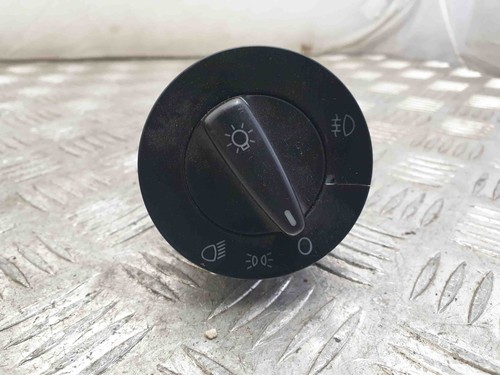 VW GOLF IV 1J1 Scheinwerferschalter 1C0941531 1.90 Diesel 81kw 2000 15327497