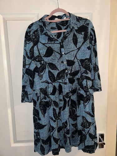 Ladies White Stuff Top Size 16