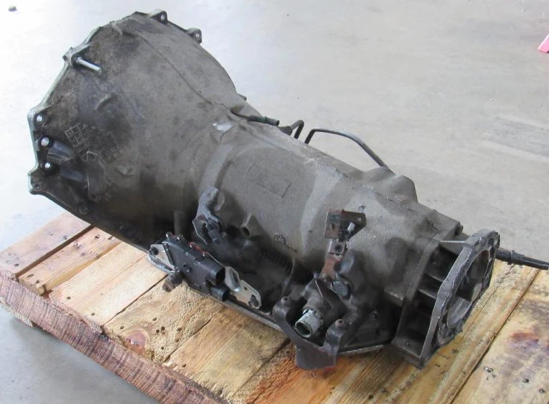 Chevrolet Silverado 1500 2500 2001-2007 transmisión automática estilo clásico 4x4 Foto 3 de 4