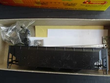 Roundhouse MDC 3-Bay Offset Hopper Undecorated Kit #1610 HO Scale