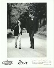 MY GIANT Gheorghe Muresan, Billy Crystal Original 8x10 Press Photo