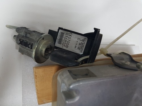 Toyota Corola ECM 89666 12350 - Picture 2 of 3