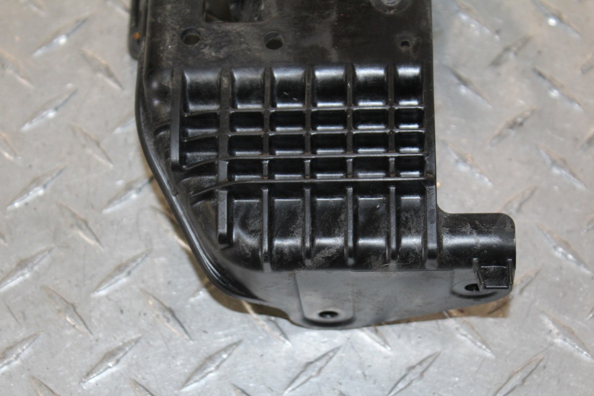置物 Kanazai Graves Motorsports Kawasaki Ninja ZX-4RR / ZX-4R Parts and