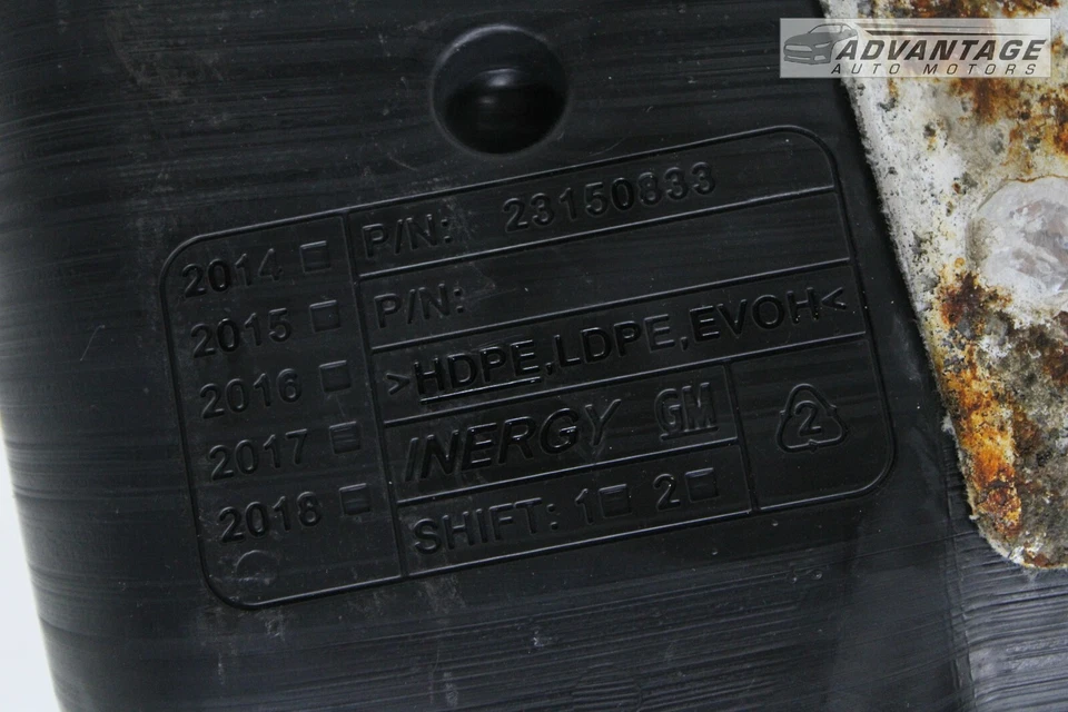 Chevrolet Malibu 2016-2018 1,5 L depósito de tanque de combustible de gasolina con escudo térmico OEM Foto 4 de 4