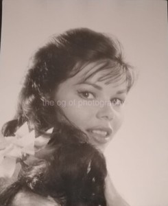 LAYA RAKI Dancer GERMAN FILM ACTRESS bw 14 X 11 FOUND  PHOTO Portrait 910 3 I