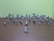 Vintage antique lead metal toy soldiers Army Men type Lot Of 31 Read