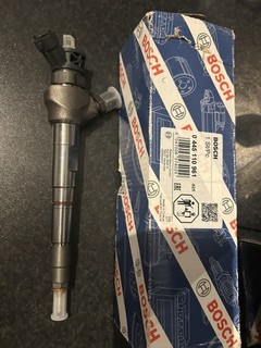 New Bosch Diesel Injector 0445110961