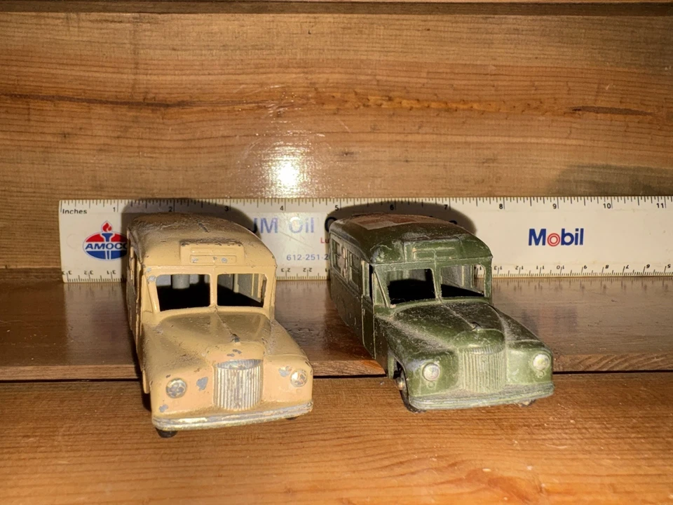 2 Dinky 玩具 DAIMLER & AUSTIN AMBULANCE 民族和军事卡车组合 - G/VG — 第 2/4 张图片