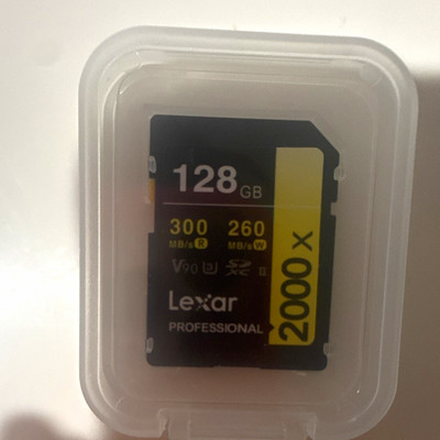 Lexar Professional 2000x 128GB SDXC UHS-II High Speed U3 V90 Memory Card