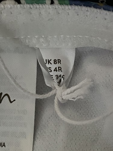 COSTUME DA BAGNO NUOVO CON ETICHETTE BODEN MERANO SCOLLO A V PROFONDO MULTI, PIASTRELLE ARAZZO DONNA - Foto 8 di 9